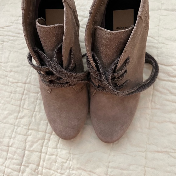Dolce Vita size 7.5 suede like new - Picture 11 of 11